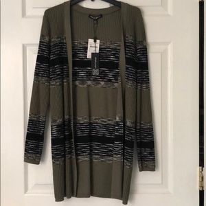 Cable & gauge Olive-green-black long sleeve